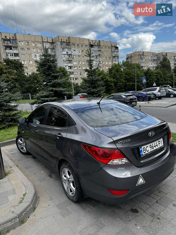 Седан Hyundai Accent 2012 в Львові фото 7 Седан Hyundai Accent 2012 в Львові