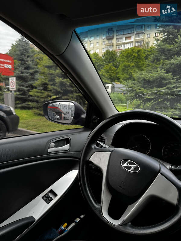 Седан Hyundai Accent 2012 в Львові фото 15 Седан Hyundai Accent 2012 в Львові