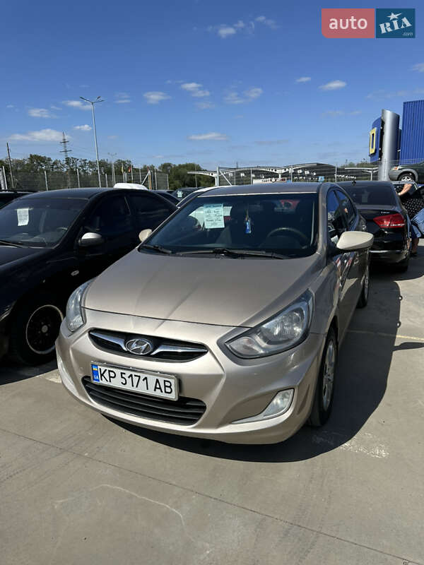 Седан Hyundai Accent 2012 в Запоріжжі