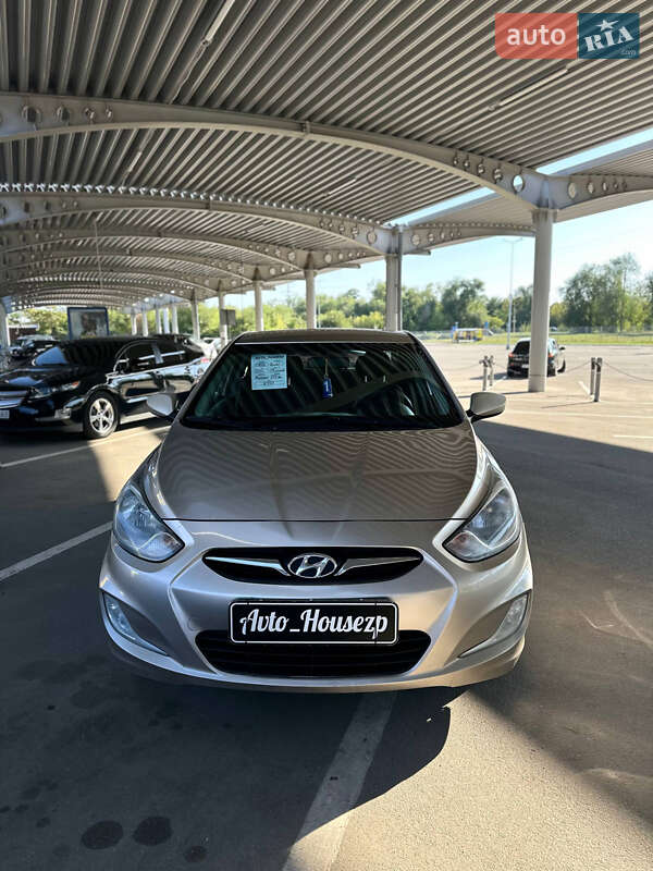 Седан Hyundai Accent 2012 в Запоріжжі