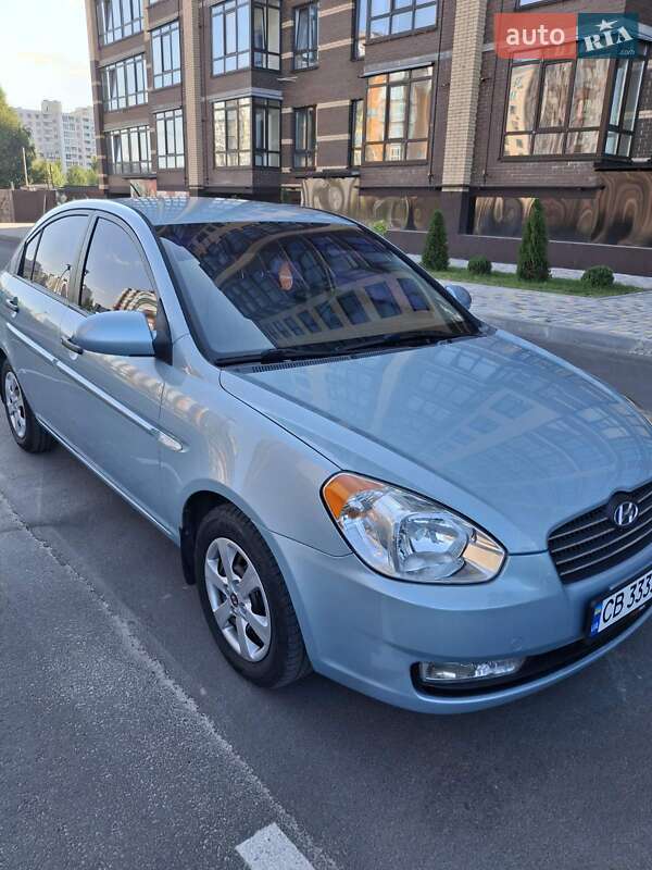 Седан Hyundai Accent 2008 в Чернигове
