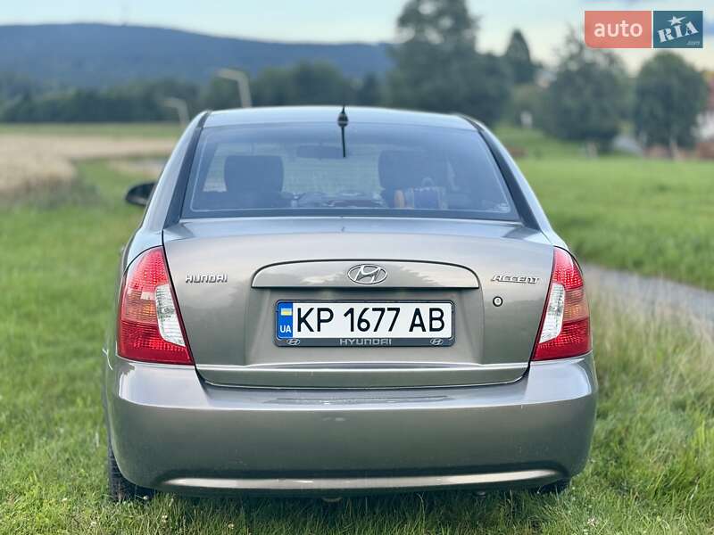 Седан Hyundai Accent 2008 в Києві