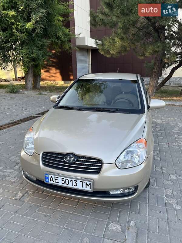 Седан Hyundai Accent 2007 в Днепре