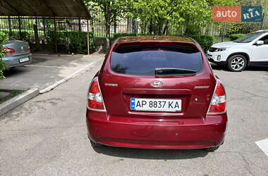 Хэтчбек Hyundai Accent 2008 в 