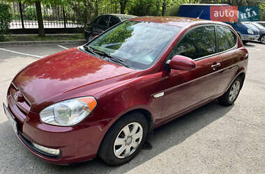 Хэтчбек Hyundai Accent 2008 в 