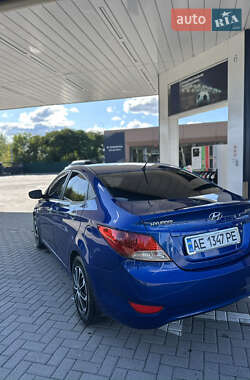 Седан Hyundai Accent 2011 в 