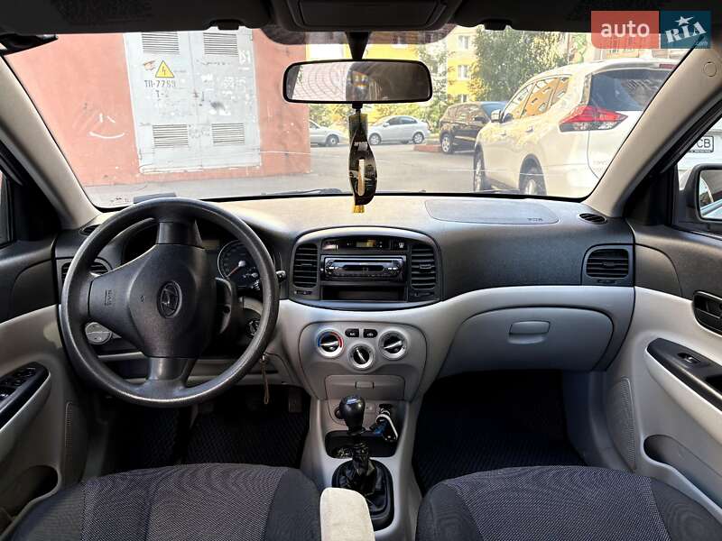 Седан Hyundai Accent 2008 в Києві