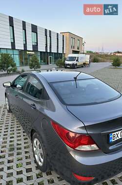Седан Hyundai Accent 2012 в 