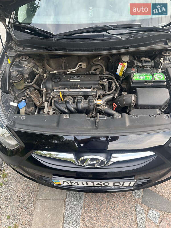 Седан Hyundai Accent 2011 в Житомире