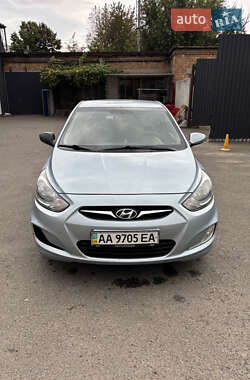 Седан Hyundai Accent 2012 в 