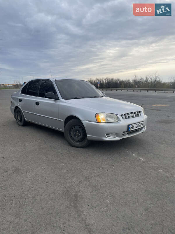 Седан Hyundai Accent 2000 в Одесі