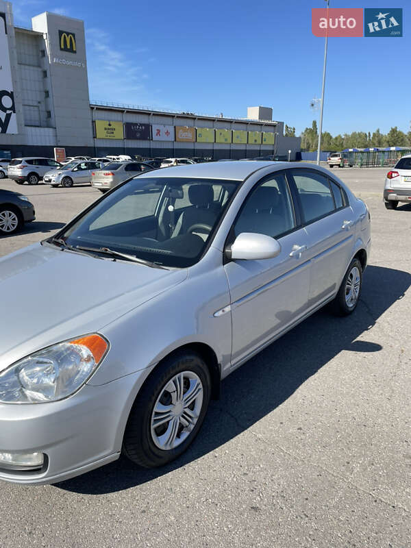 Седан Hyundai Accent 2008 в Харькове