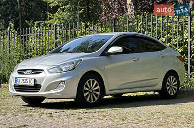 Седан Hyundai Accent 2012 в 