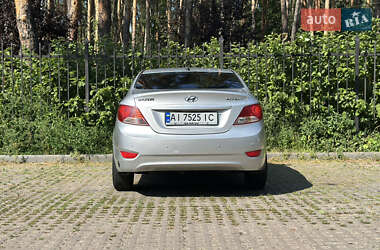 Седан Hyundai Accent 2012 в 