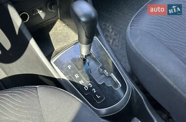 Седан Hyundai Accent 2012 в 