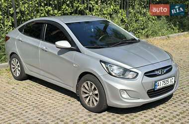 Седан Hyundai Accent 2012 в 