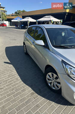 Хэтчбек Hyundai Accent 2017 в 