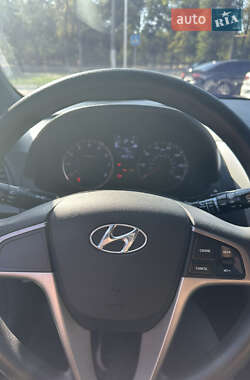 Хэтчбек Hyundai Accent 2017 в 
