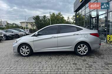 Седан Hyundai Accent 2011 в 