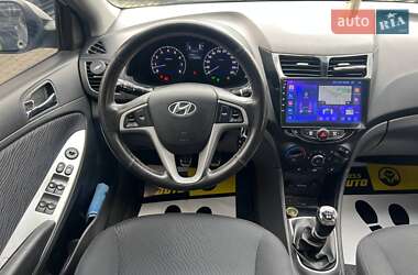 Седан Hyundai Accent 2011 в 