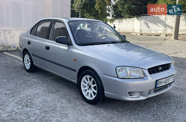 Седан Hyundai Accent 2000 в 