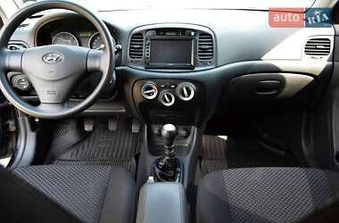 Хетчбек Hyundai Accent 2007 в 
