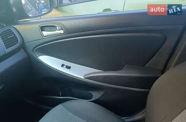 Седан Hyundai Accent 2011 в 
