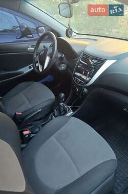 Седан Hyundai Accent 2011 в 