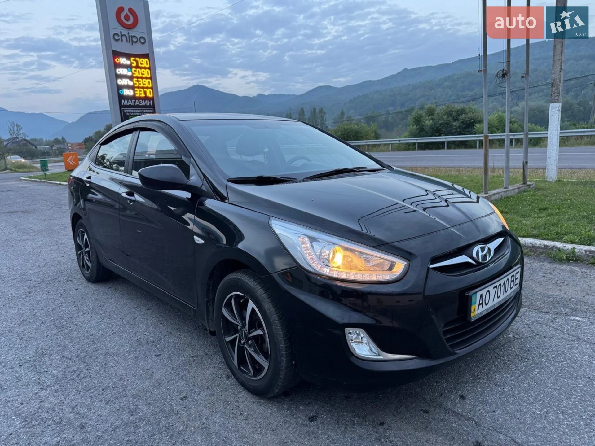 2013 Hyundai Accent - мініатюра 3