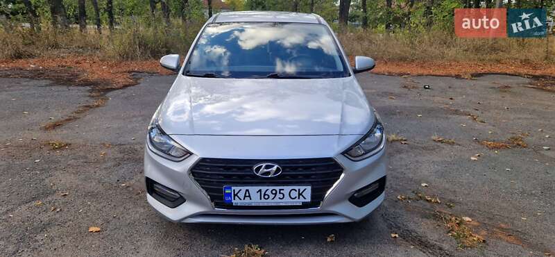 Седан Hyundai Accent 2017 в Звенигородці