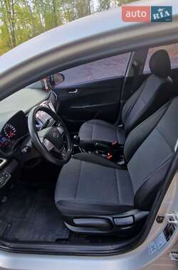 Седан Hyundai Accent 2017 в 