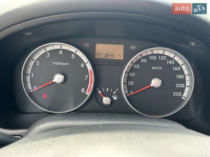 Хэтчбек Hyundai Accent 2008 в Киеве