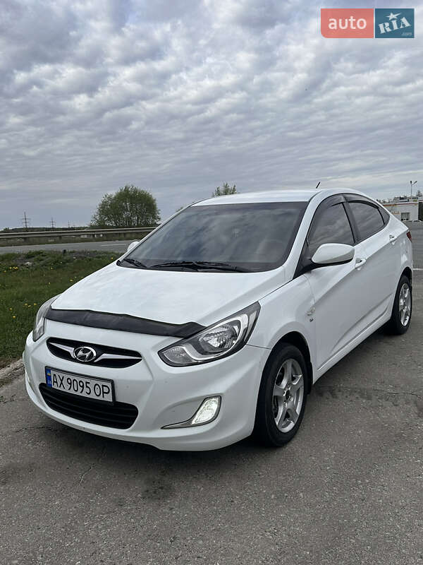 Седан Hyundai Accent 2011 в Харькове