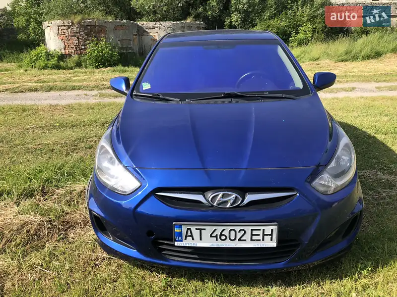 Hyundai Accent 2012