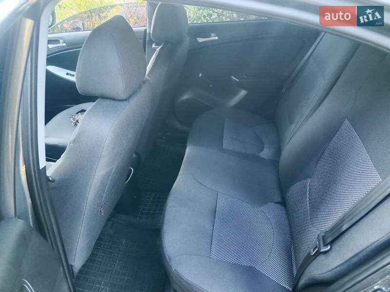 Седан Hyundai Accent 2014 в Киеве