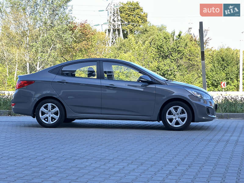 Седан Hyundai Accent 2019 в Киеве