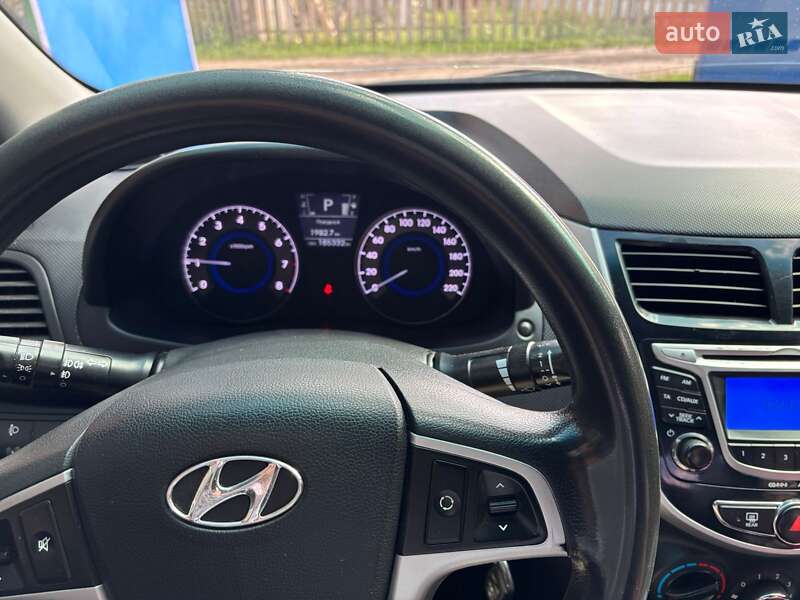 Седан Hyundai Accent 2011 в Бердичеве