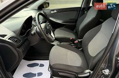 Седан Hyundai Accent 2013 в 