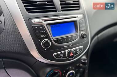 Седан Hyundai Accent 2013 в 
