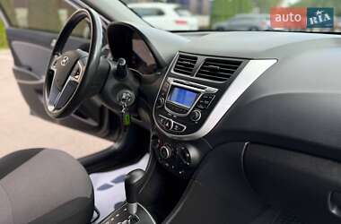 Седан Hyundai Accent 2013 в 