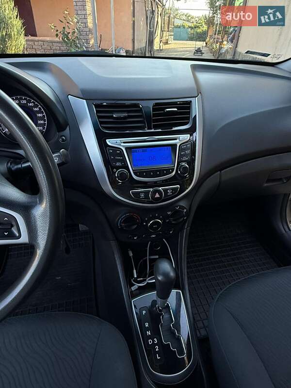 Седан Hyundai Accent 2013 в Одесі фото 8 Седан Hyundai Accent 2013 в Одесі