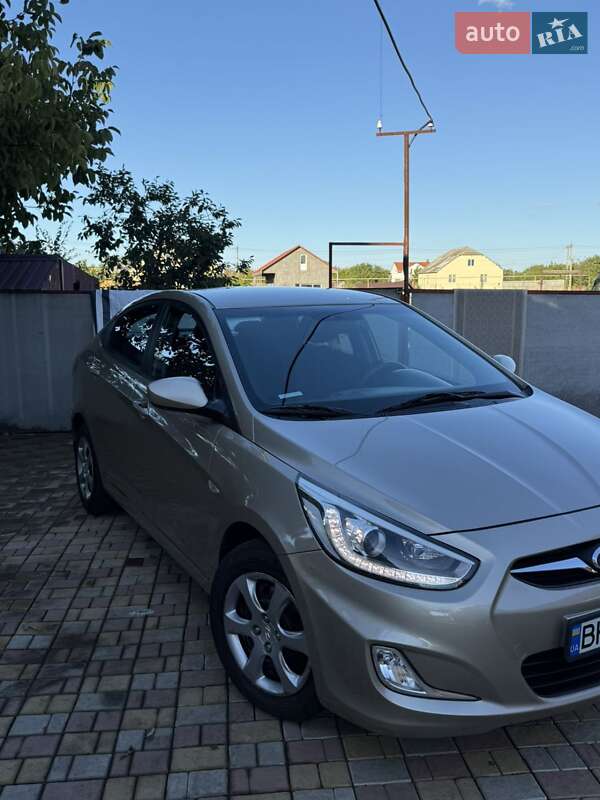 Седан Hyundai Accent 2013 в Одесі фото 12 Седан Hyundai Accent 2013 в Одесі