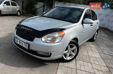 Седан Hyundai Accent 2007 в Днепре