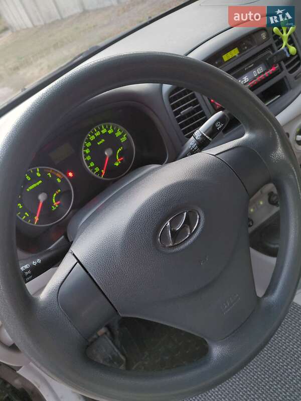 Седан Hyundai Accent 2006 в Чернігові