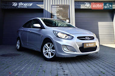 Седан Hyundai Accent 2011 в Львове