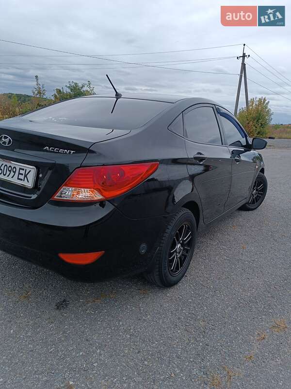 Седан Hyundai Accent 2013 в Виннице фото 4 Седан Hyundai Accent 2013 в Виннице