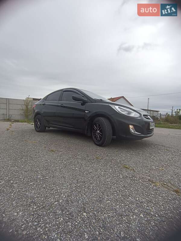 Седан Hyundai Accent 2013 в Виннице фото 16 Седан Hyundai Accent 2013 в Виннице