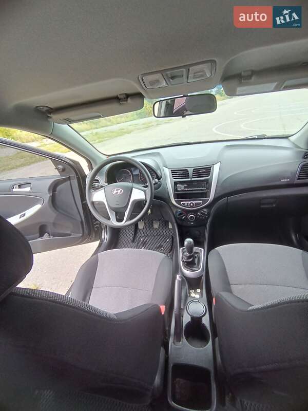 Седан Hyundai Accent 2013 в Виннице фото 27 Седан Hyundai Accent 2013 в Виннице
