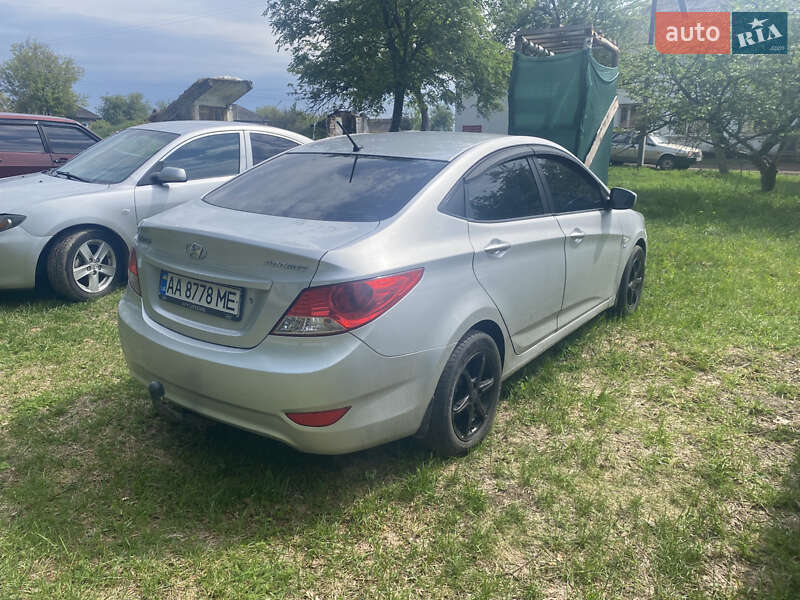Седан Hyundai Accent 2012 в Борисполе фото 3 Седан Hyundai Accent 2012 в Борисполе