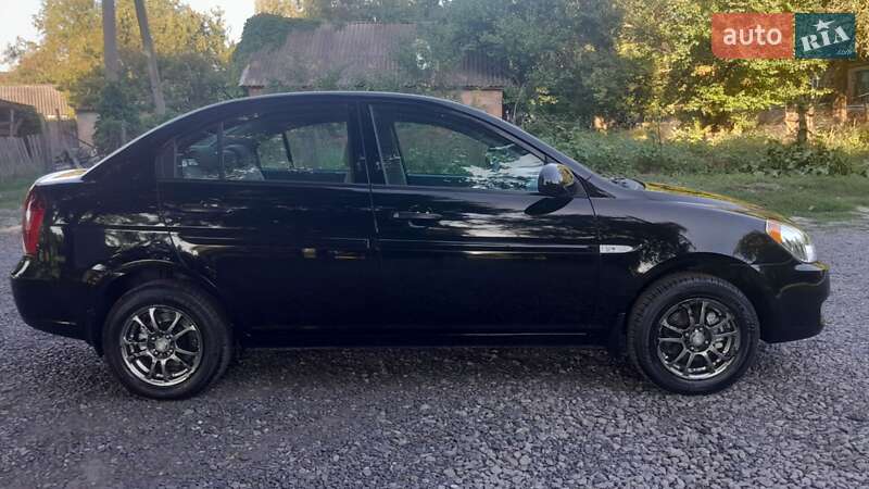 Седан Hyundai Accent 2008 в Миргороде